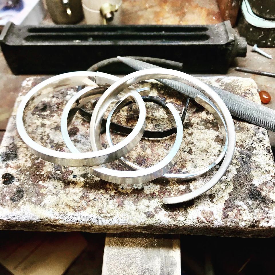 Goldsmith and Jewellers Deal Kent โ Ward and Corrigan